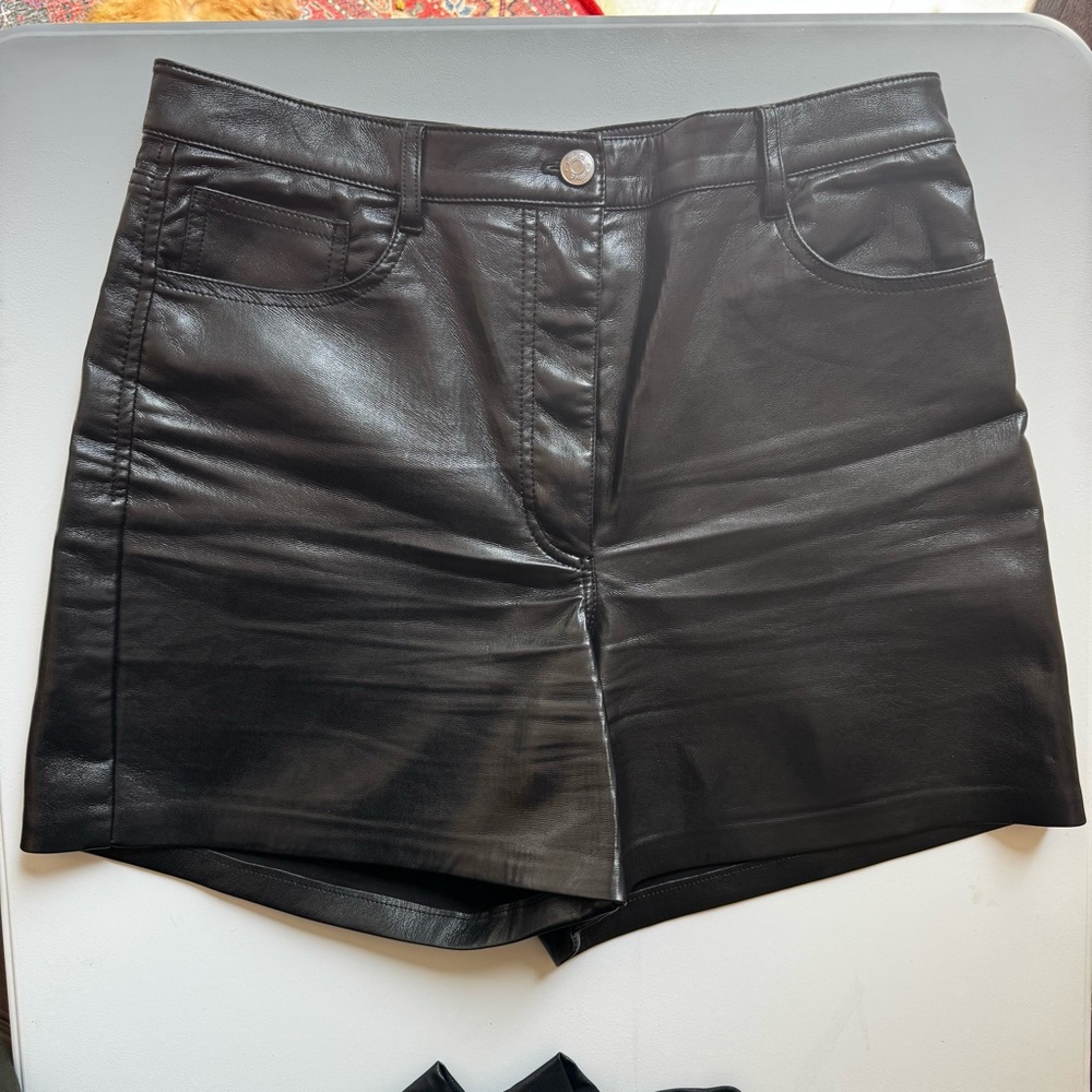 Aritizia Wilfred Faux Leather Shorts